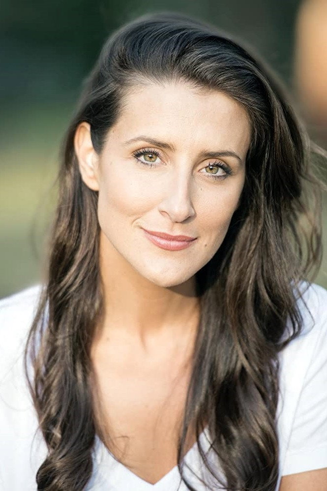 Ash Ricardo as Charlotte Wynn in Party Tricks