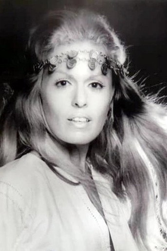 Ultramax as The Fongawitch in Aphrodisiac