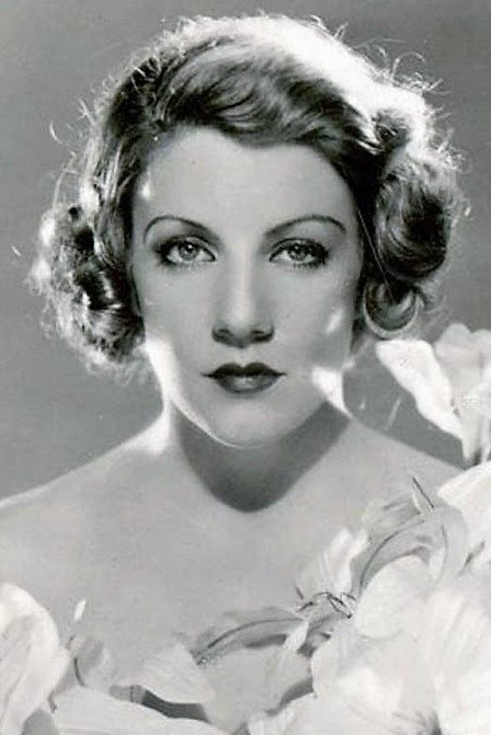 Ruth Selwyn as Babe Callahan in Fugitive Lovers