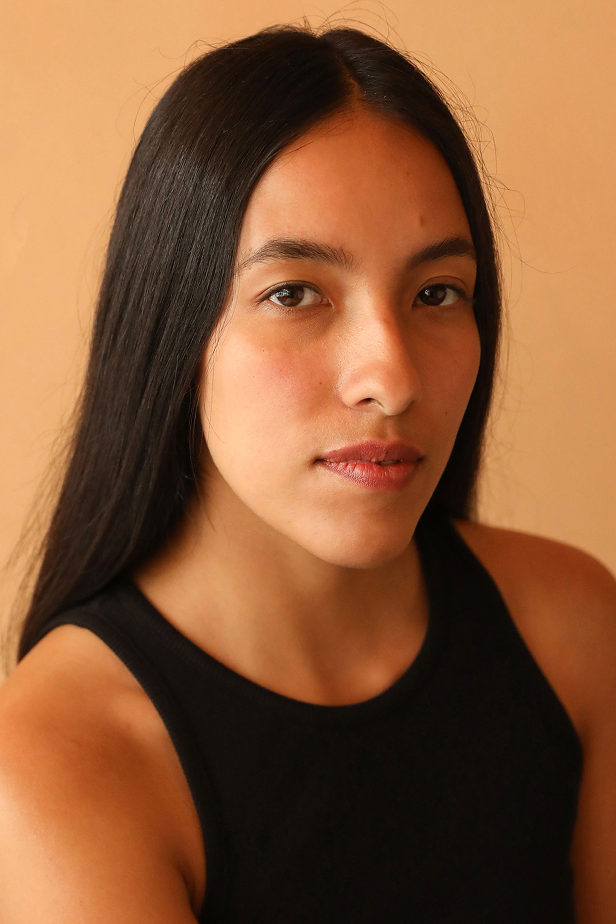 Dalia Xiuhcoatl as Luz in Light