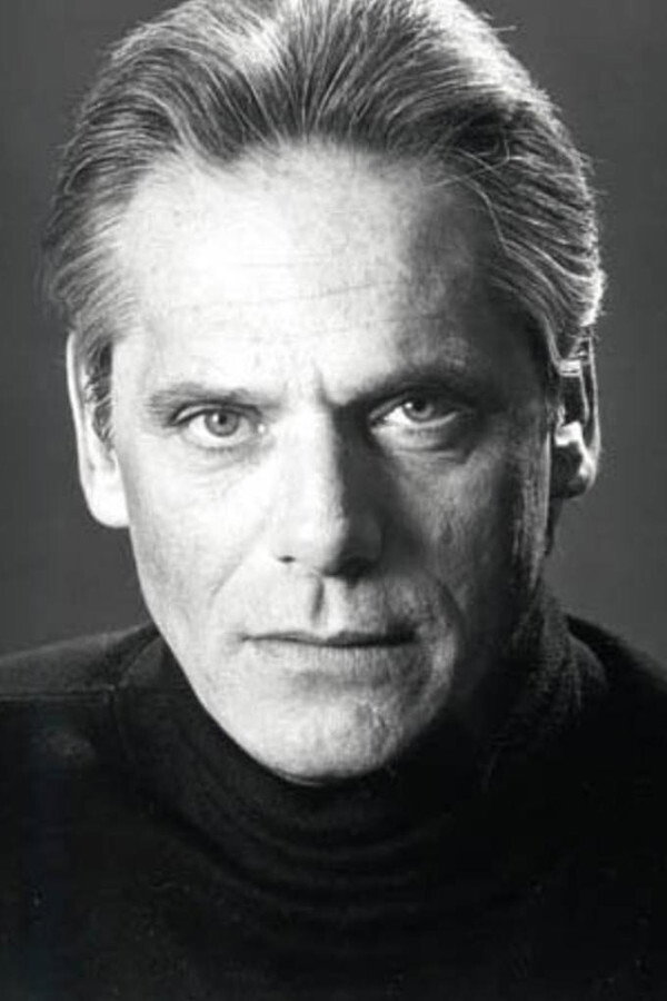 Eugene Robert Glazer as Operations in La Femme Nikita