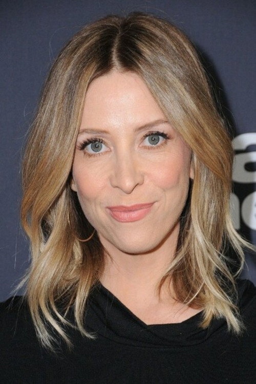 Jolie Jenkins as Jennifer Cooper in Alexa & Katie