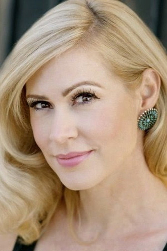 Katalina Parrish as Parker in Clean Up Men