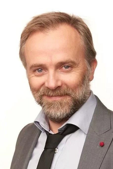 Bergur Þór Ingólfsson as Jónas in Case