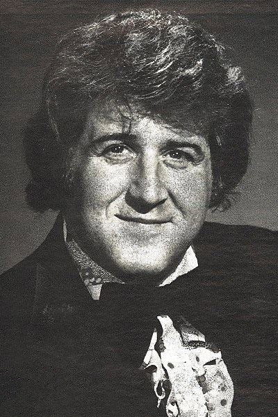 Nick Apollo Forte as Lou Canova in Broadway Danny Rose