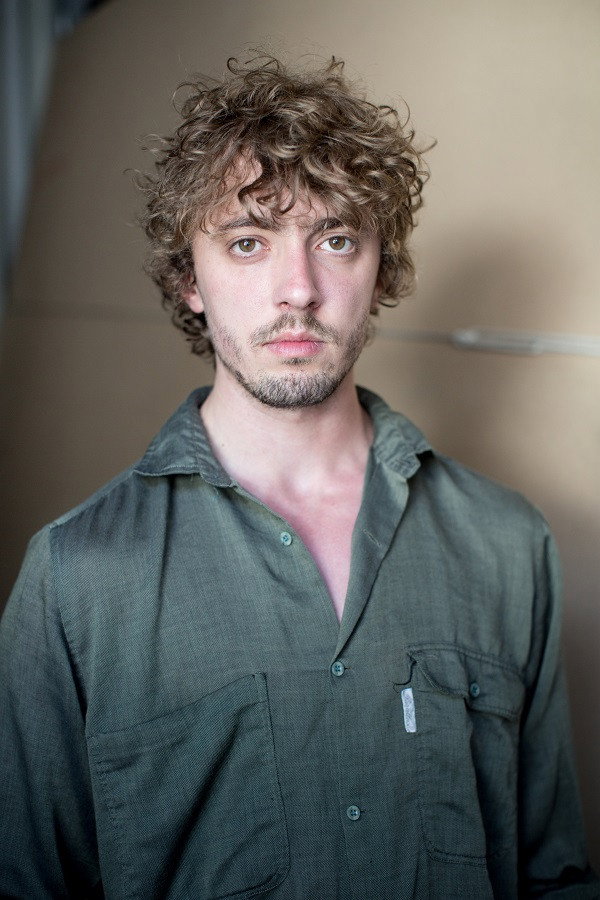 Maxime Gorbatchevsky as Mathieu in Prénom: Mathieu
