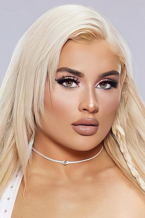 Jessica Woynilko as Tiffany Stratton in NXT No Mercy 2023