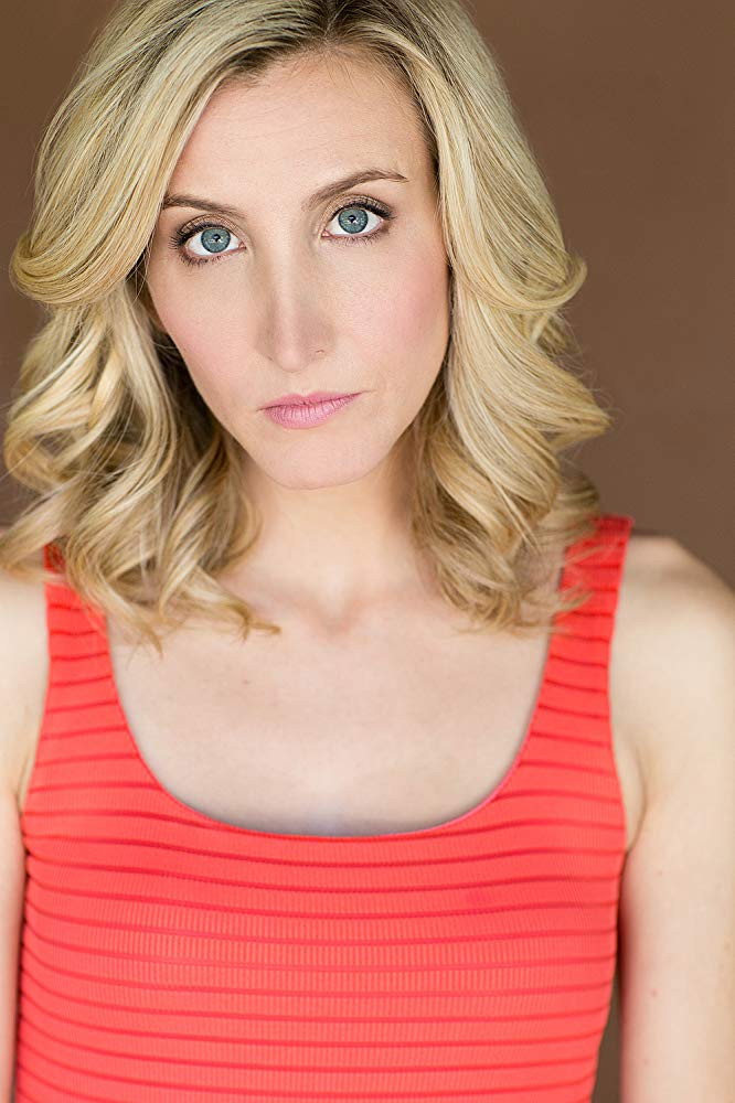 Kate Freund as Pamela in Dr. Brinks & Dr. Brinks