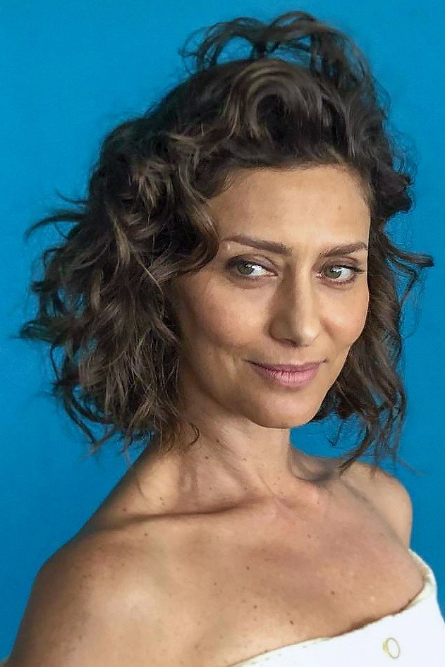 Maria Fernanda Cândido as Magali in Serras Azuis