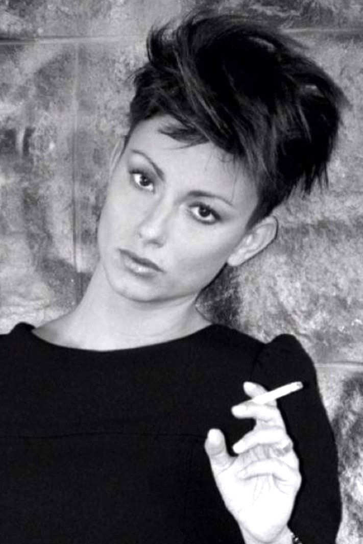 Alessia Fugardi as Ghisola ragazza in With Closed Eyes