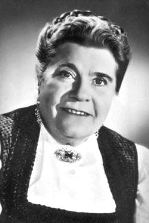 Annie Rosar as Resi in Love in Waltz Time