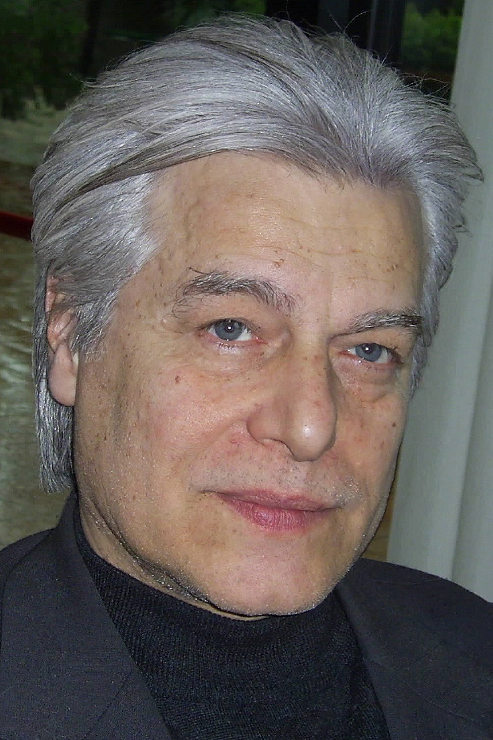 Gerardo Amato as Gerardo Amato in Con gli occhi dell'occidente