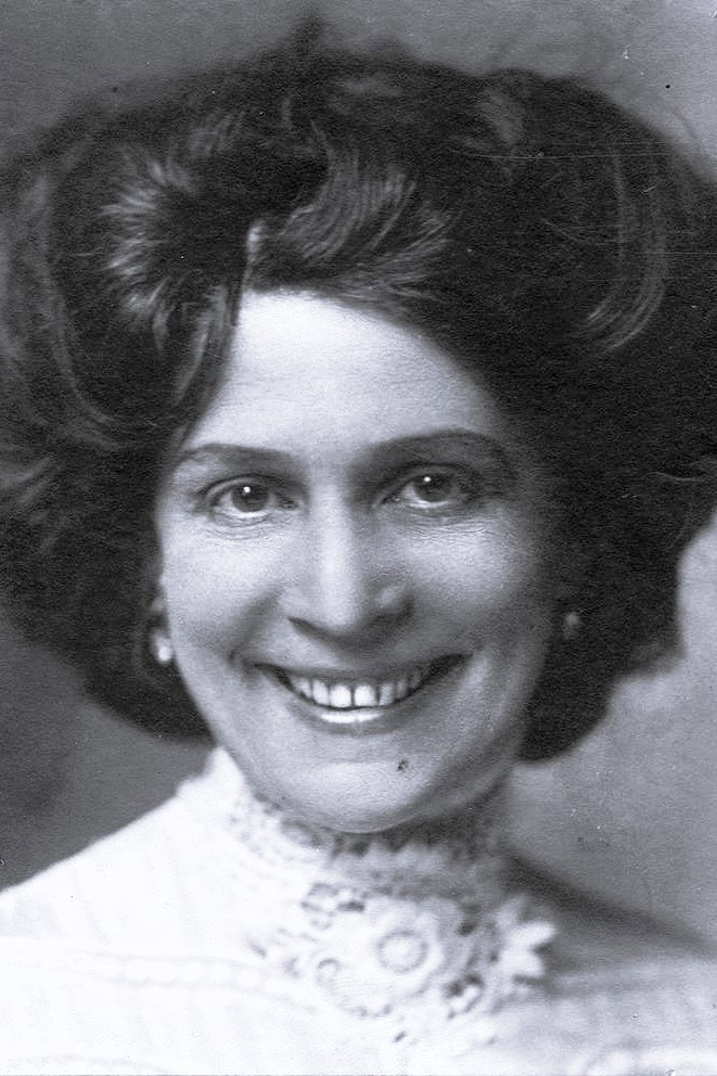 Rosa Gore as Amelia Murgatroyd in The Mistress of Shenstone