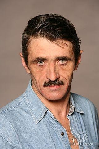 Виктор Жиганов as Vtornik in Seven Tin Soldiers