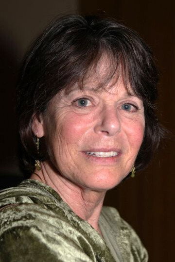 Sheila Larken as Dana in Behind the Mask