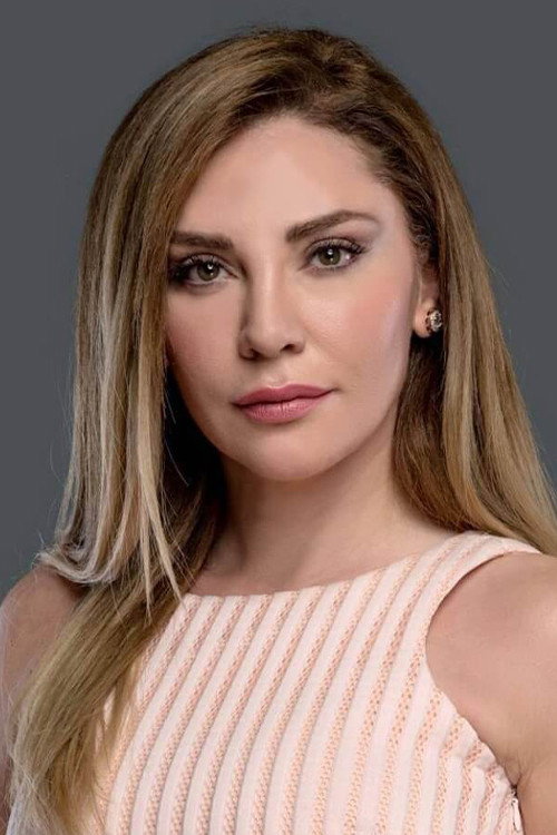 Sema Öztürk as Aynur Ersoy in Ayazın Sonu Güneş