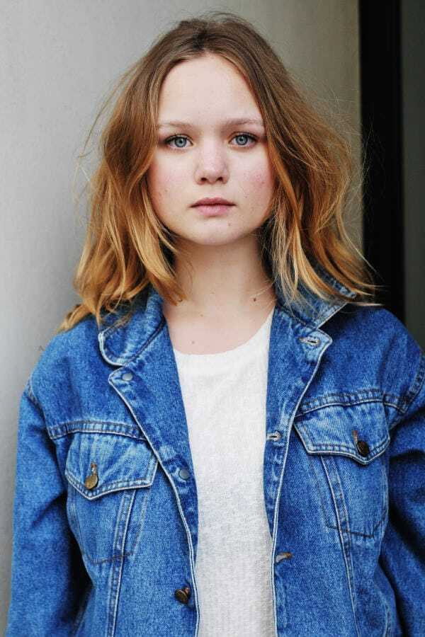 Sofie Eifertinger as Maja-Florence in Echos