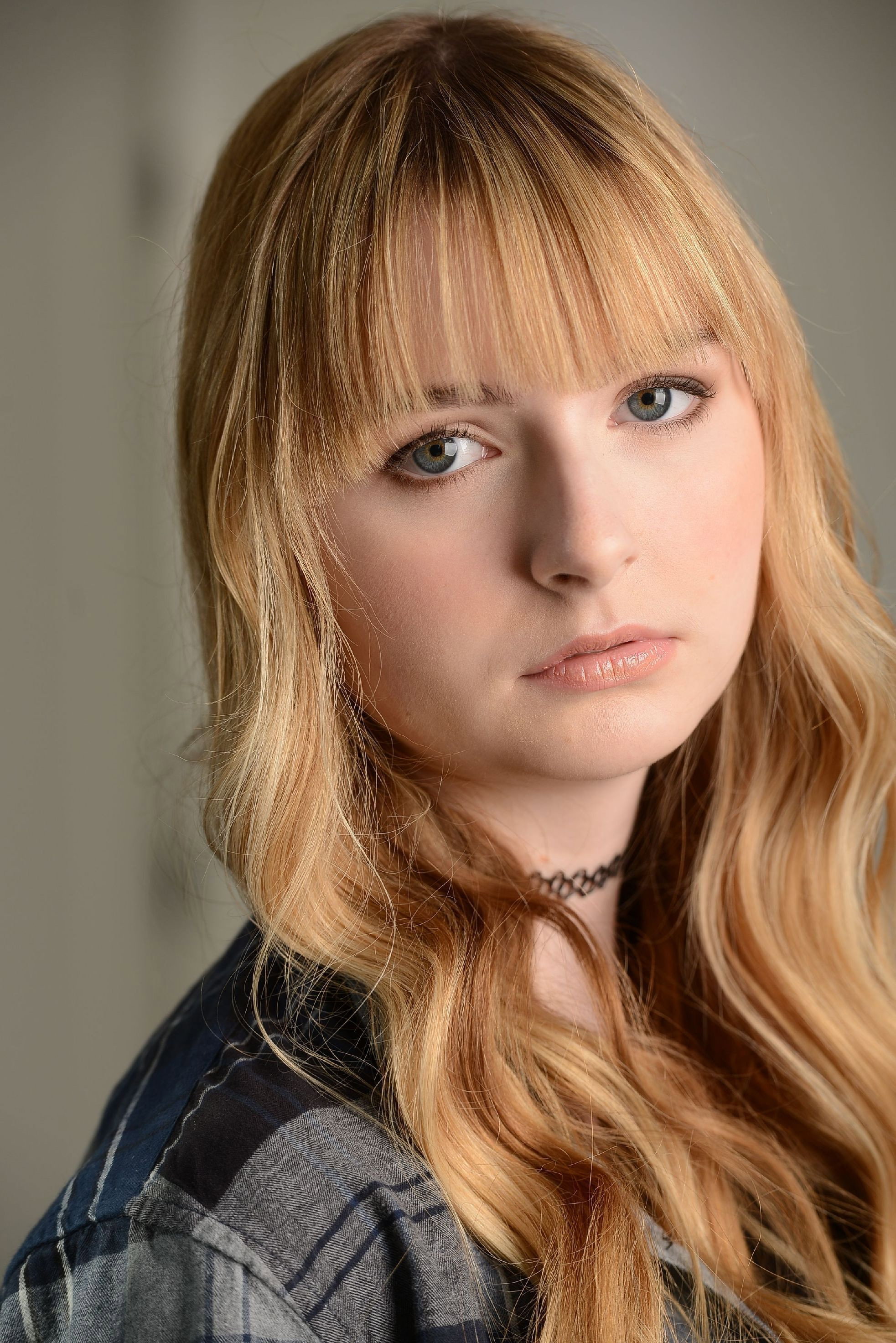 Zoe McLane as CC's Mother (Young) in CC 2010