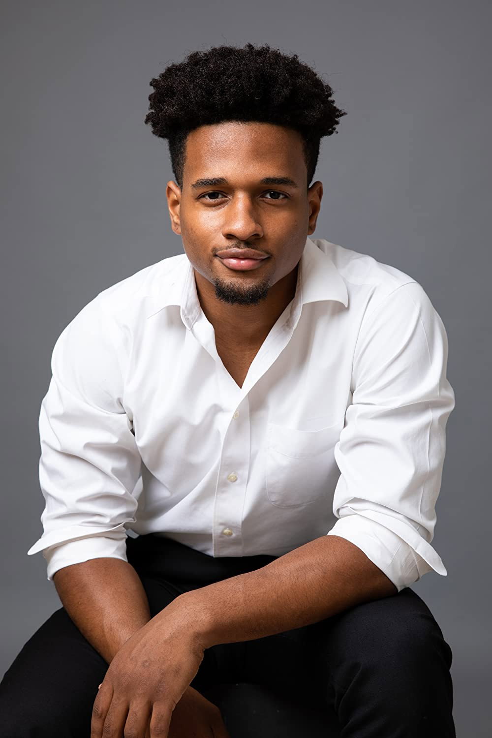 Juvan Elisma as James in I Don't Want to Drink Your Blood Anymore