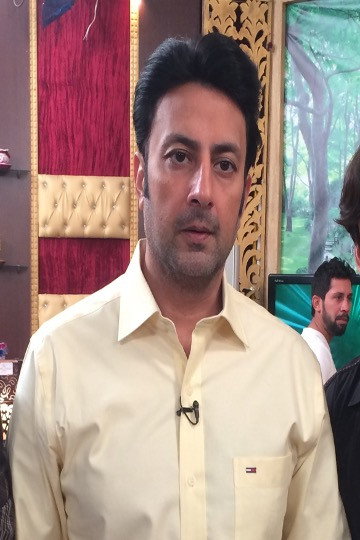 Babar Ali as Shakeel in Hum Tumharay Hain
