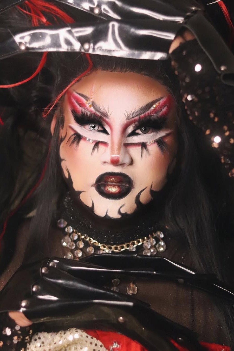 Faunyx Creepydoll as Self - Contestant in Acartonada: El desafío