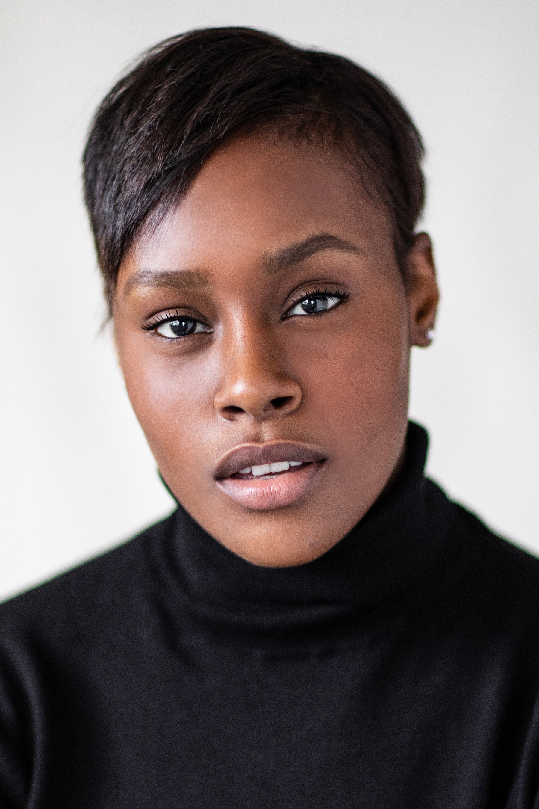 Naïla Louidort as Yandou Niane in Campus