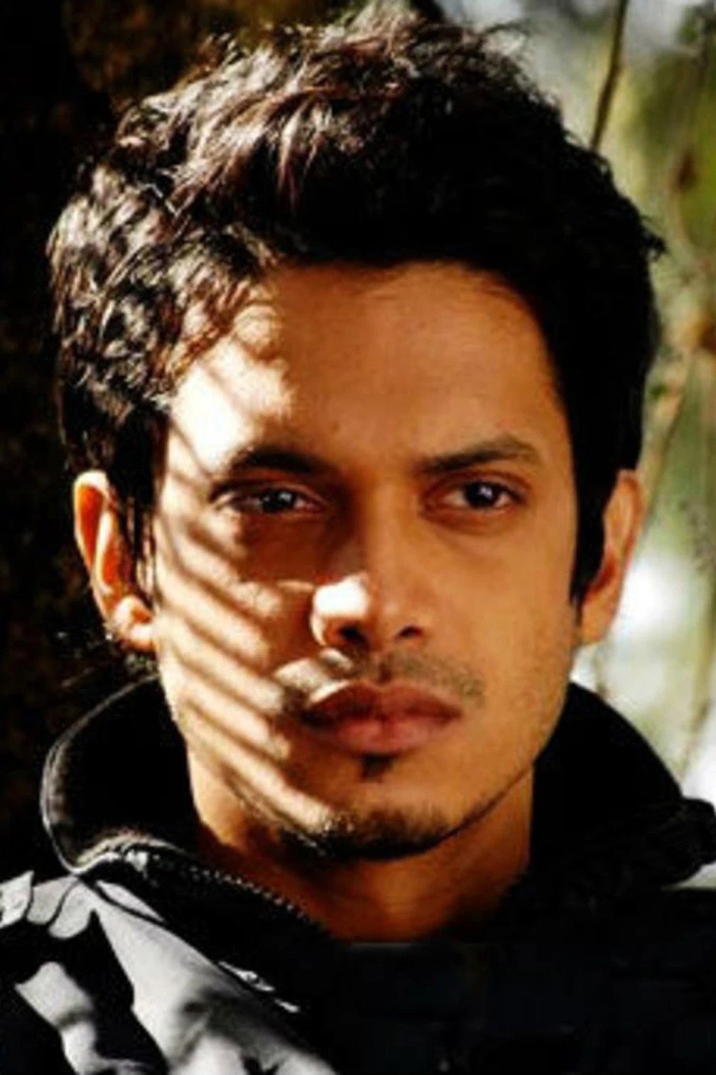 Ankur Khanna as Farooq in Chaurahen