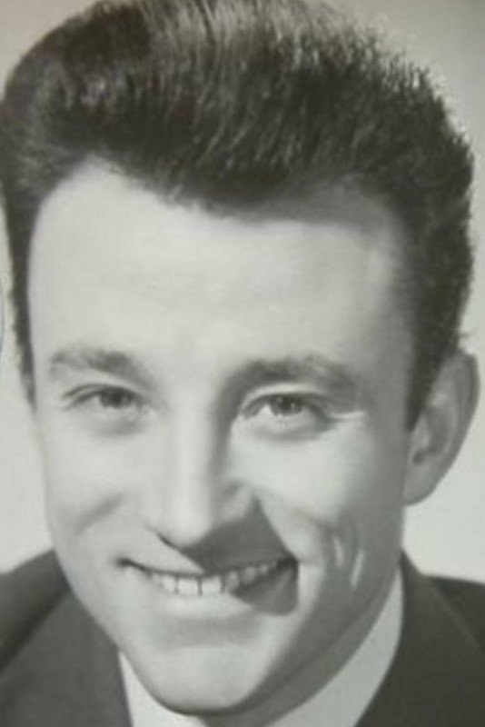 Francis Linel as Francis Marchetti, aka 'Francis le boîteux' in Wok of Love