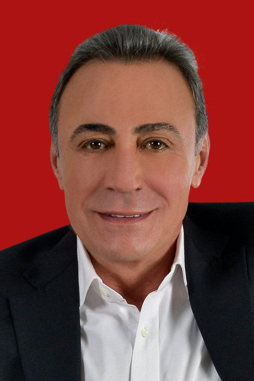 Berhan Şimşek as Deniz Gezmiş in Hoşçakal Yarın