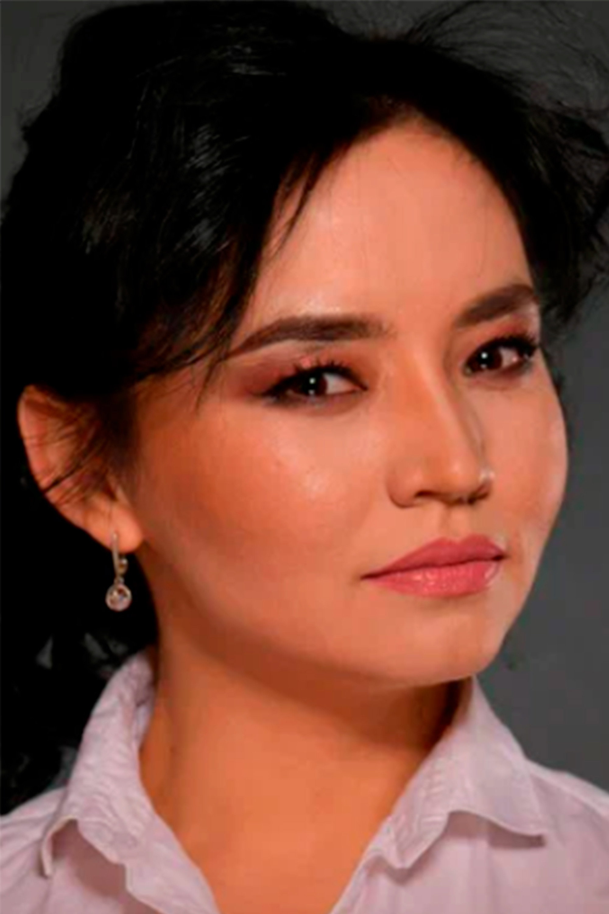 Azharlym Magzum as Saule in Black Box