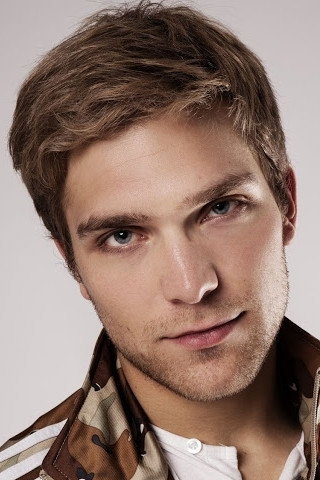 Piotr Witkowski as Oskar Gwiazda in Go Ahead, Brother