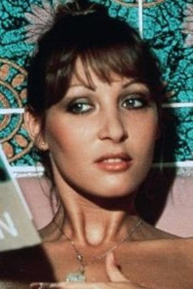 Corinne Brodbeck as Michèle in Belles, blondes et bronzées