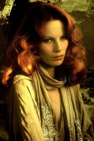 Babette Lamy as Regine in Noroît