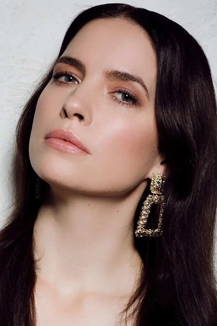 Liisi Koikson as Anna Rõuk in December Heat