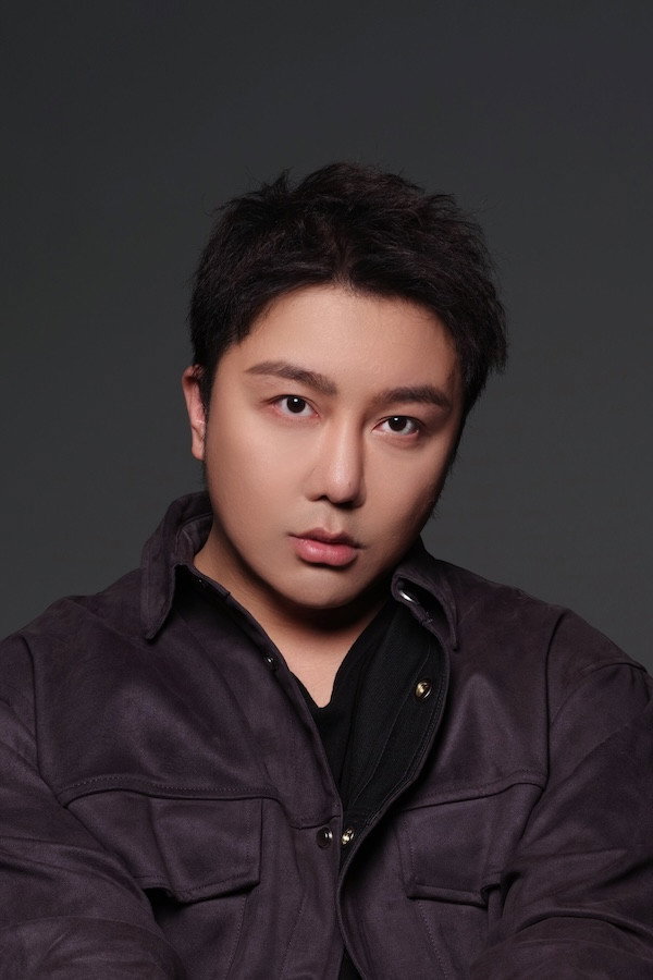 徐飞 as 编剧 in The Forbidden City Affair