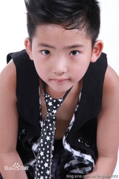 Ding Jialin as 少年桑文 in Lost Vertigo