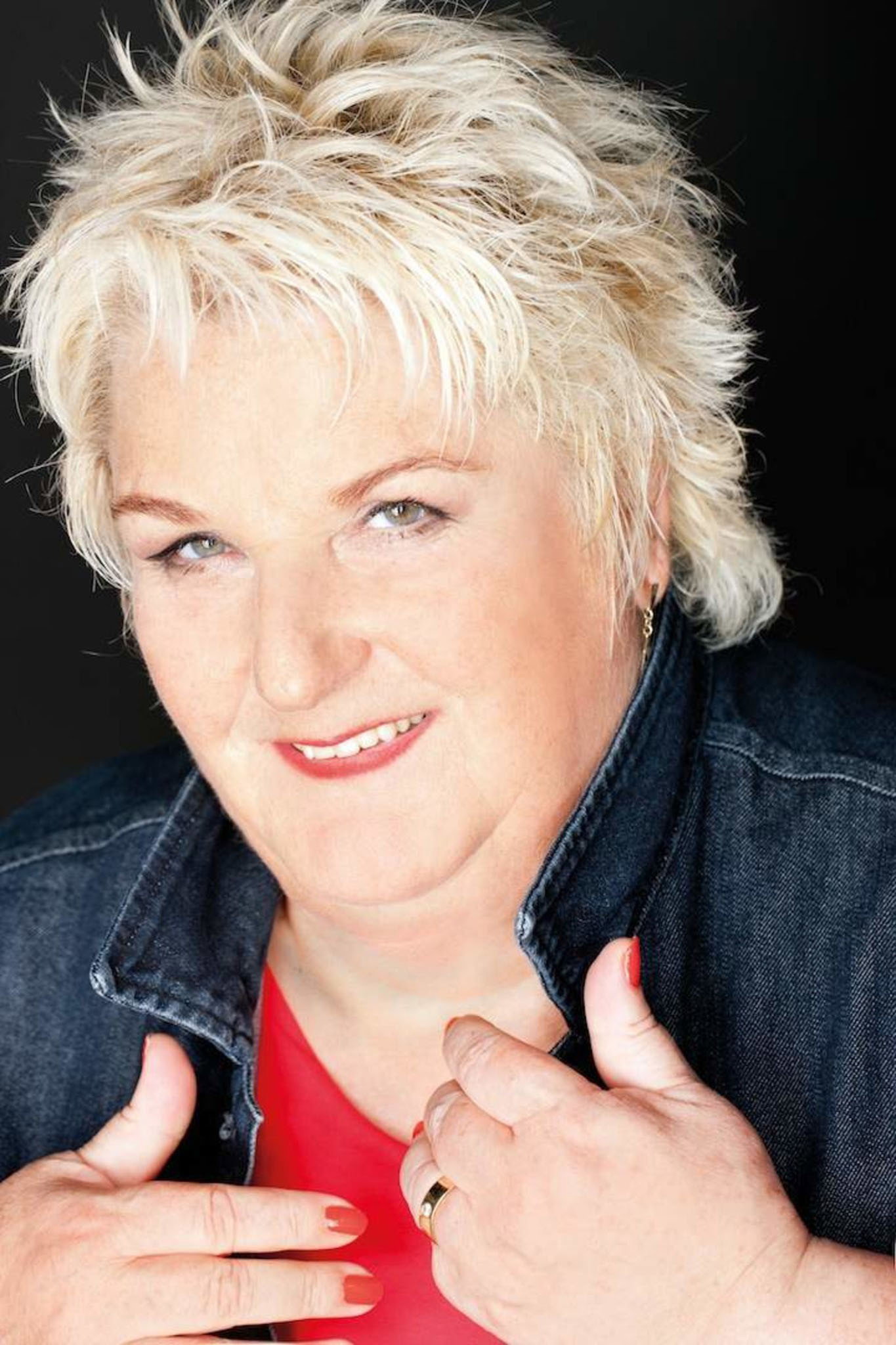 Stefanie Werger as Self - Jury in Herz von Österreich