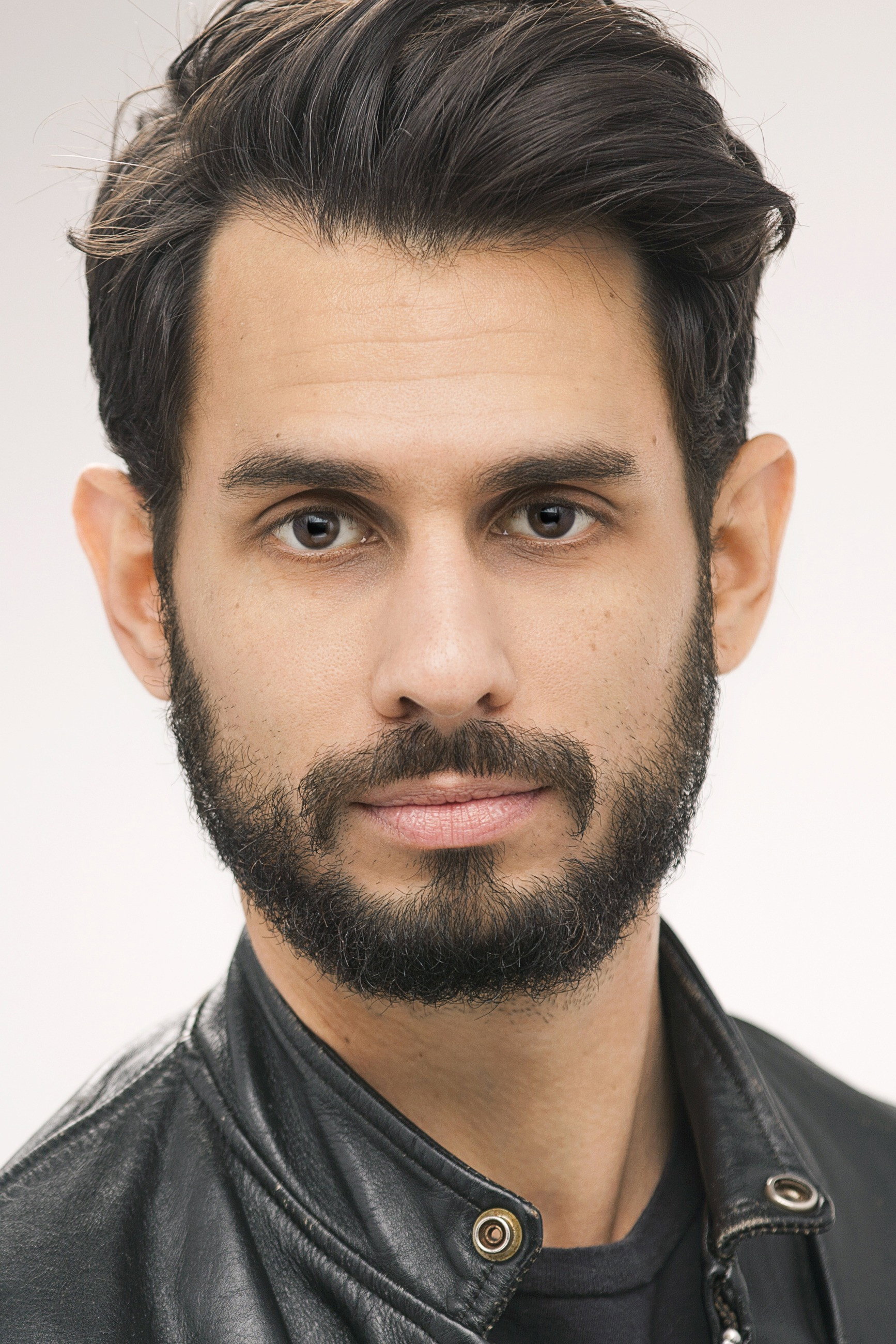 Mayer Stern as Kenny Rivail in Paranormal Ascendancy