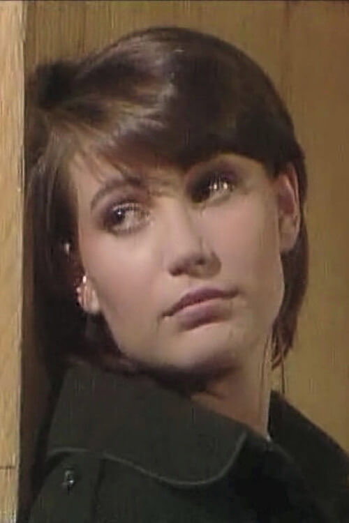 Monika Žáková as Giroflé / Giroflá in Giroflé-Giroflá