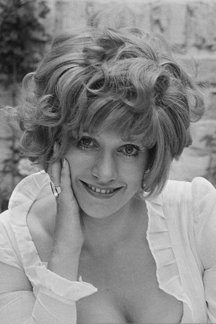 Hilary Pritchard as Bev in The Over-Amorous Artist