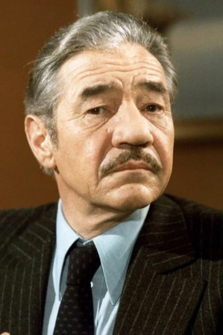 Jean-Pierre Darras as Gérard Gouttières, aka 'G.G.' in Forget Me, Mandoline