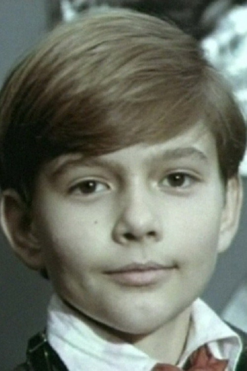 Андрей Вертель as Molchunov in Captain Lie-Devil