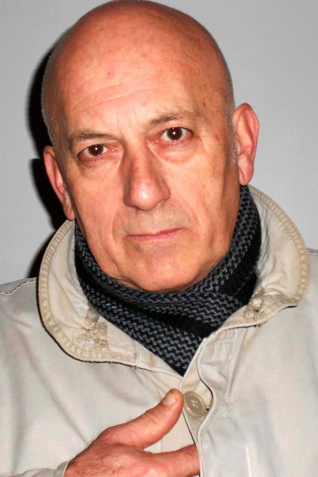 Aydın Əliyev as pasiyent in Qovğalı kəndinin gecələri