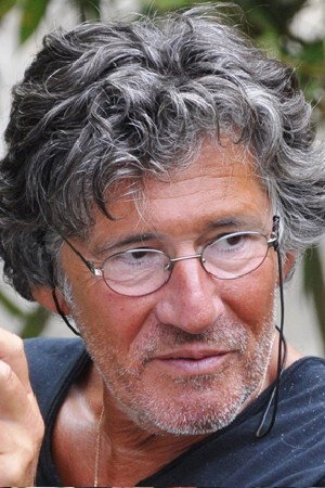 André Engel as Le pêcheur in City of Pirates