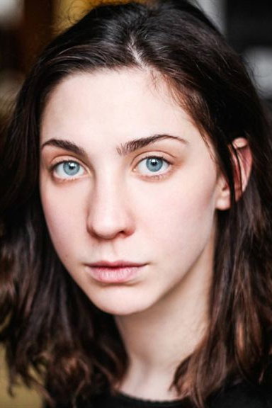 Mathilde Auneveux as Joséphine in Just Before Losing Everything