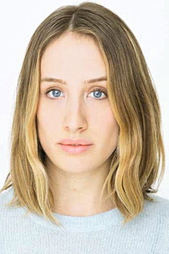 Rachel Zeiger-Haag as Vinessa in Tramps