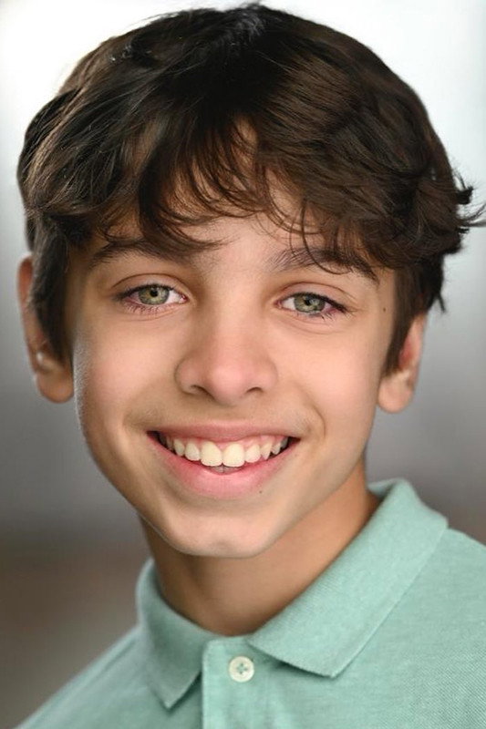 Ché Grant as Leo in The Wedding Veil Journey