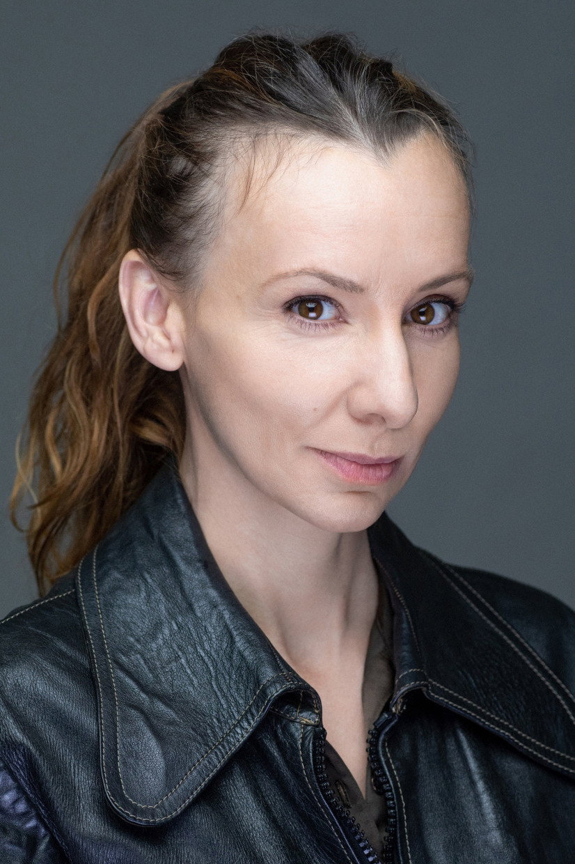 Lucie Zachovalová as Vera in Bullet Brain