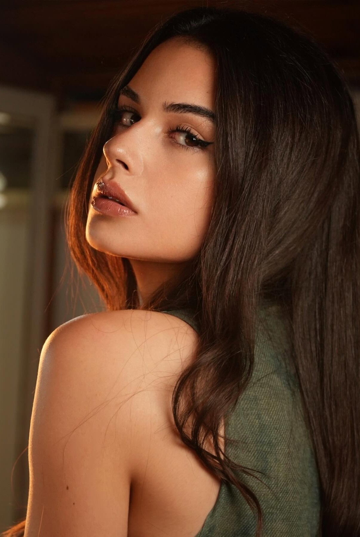 Ceyda Ceren Edis as Alaca in Alaca