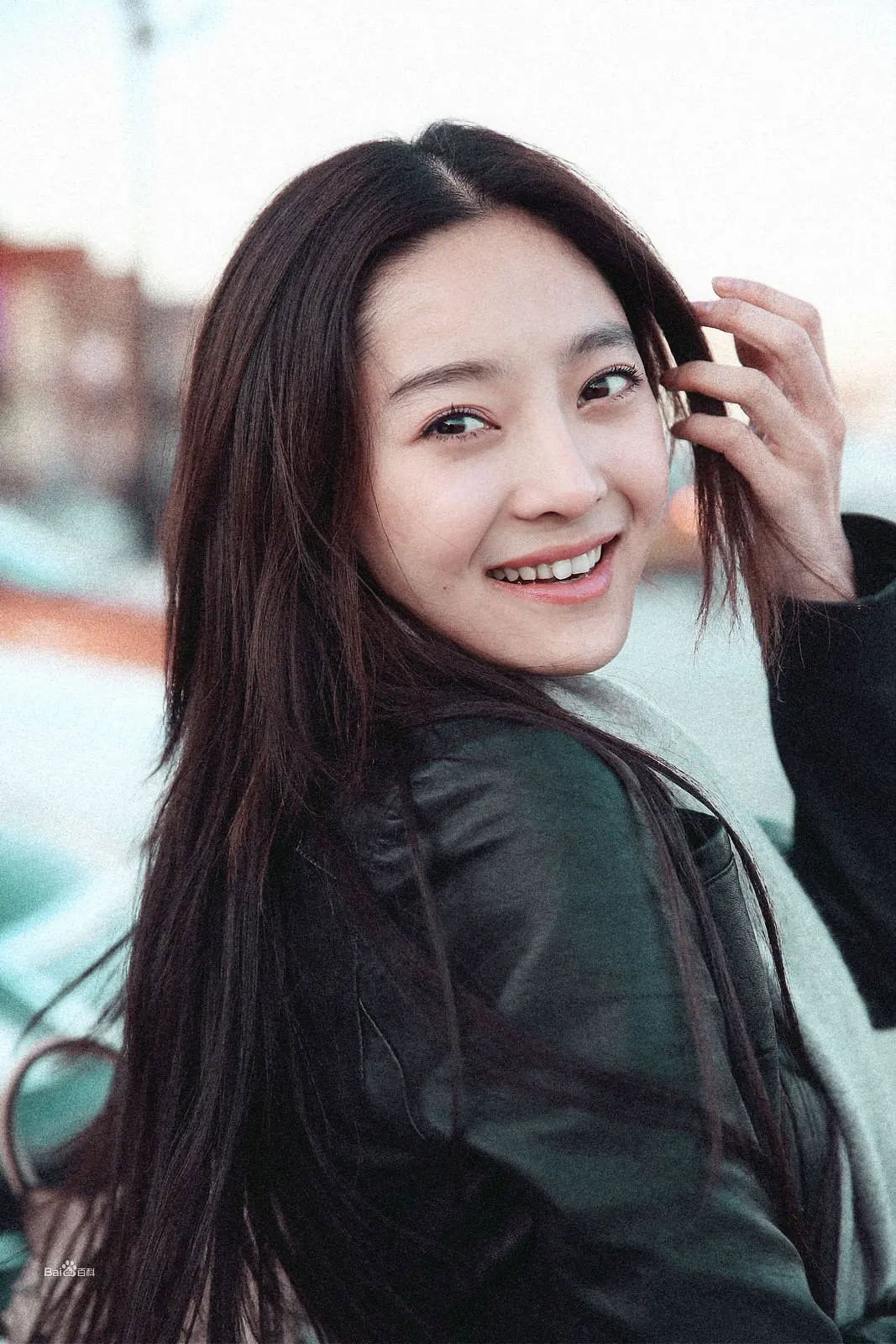 徐岑子 as Li Lai Di in Flipped in My Youth